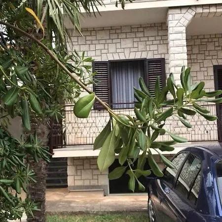 Apartment Vera Umag